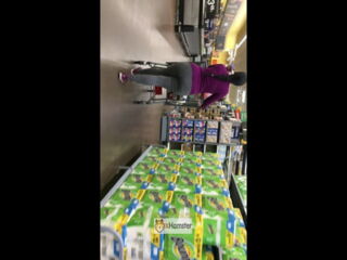 Clips4sale Studio 135165 The first good candid that I captured. She gave me a great smile when I first saw her. Big ass Latina walking around shopping. 4K treadmill videos if you support the store!!