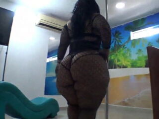 Leila Garcia Ramírez who owns a huge ass, better known as katherin Gomez is pumped through the anus by black guy known as the black tripod busting asses, making her moan and gasp intensely.