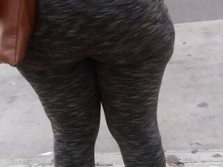 She had to kno someone was filming that ass while see was moving it, funny thing is i knew this lady for year she was BIGGER than this hope y'all enjoy it cause i did