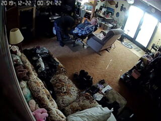 girlfriend sucking and not knowing she being watched and still hoping someone would run up in her asshole while shes gaging on my dick and the bitch loves to be choked